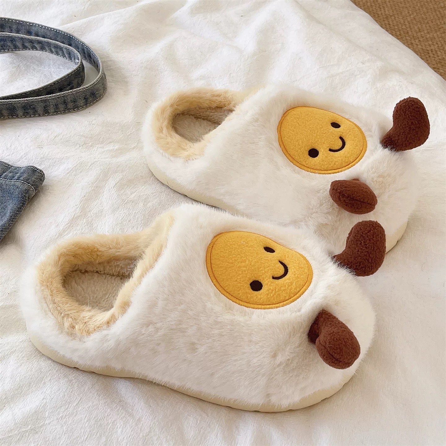 Egg Face Plush Slippers