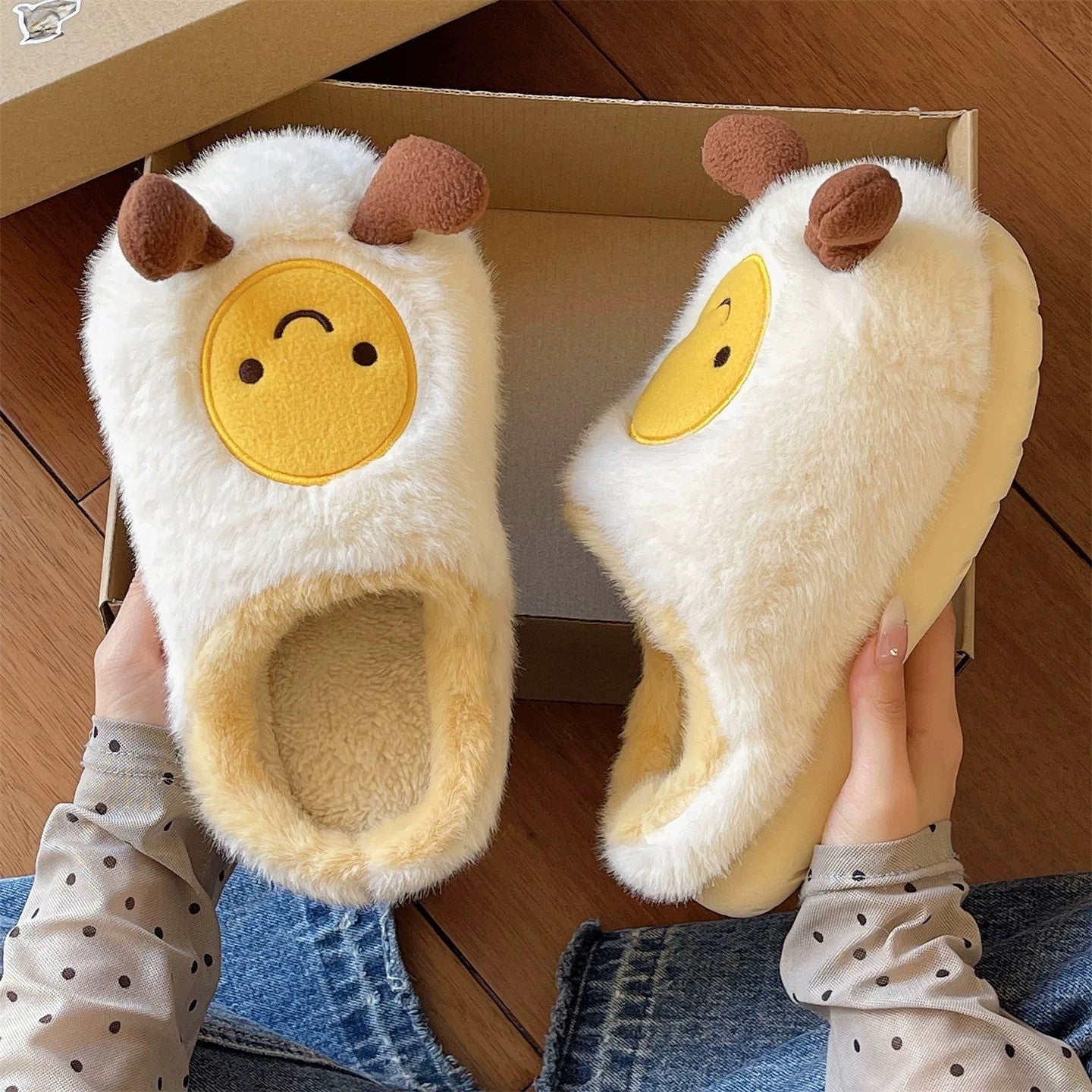 Egg Face Plush Slippers