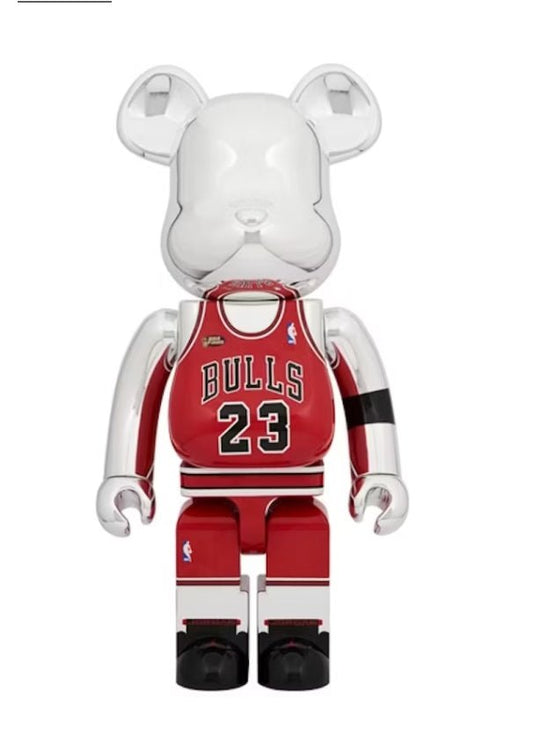 Michael Jordan’s silver Bearbrick 400% - Olm collectibles